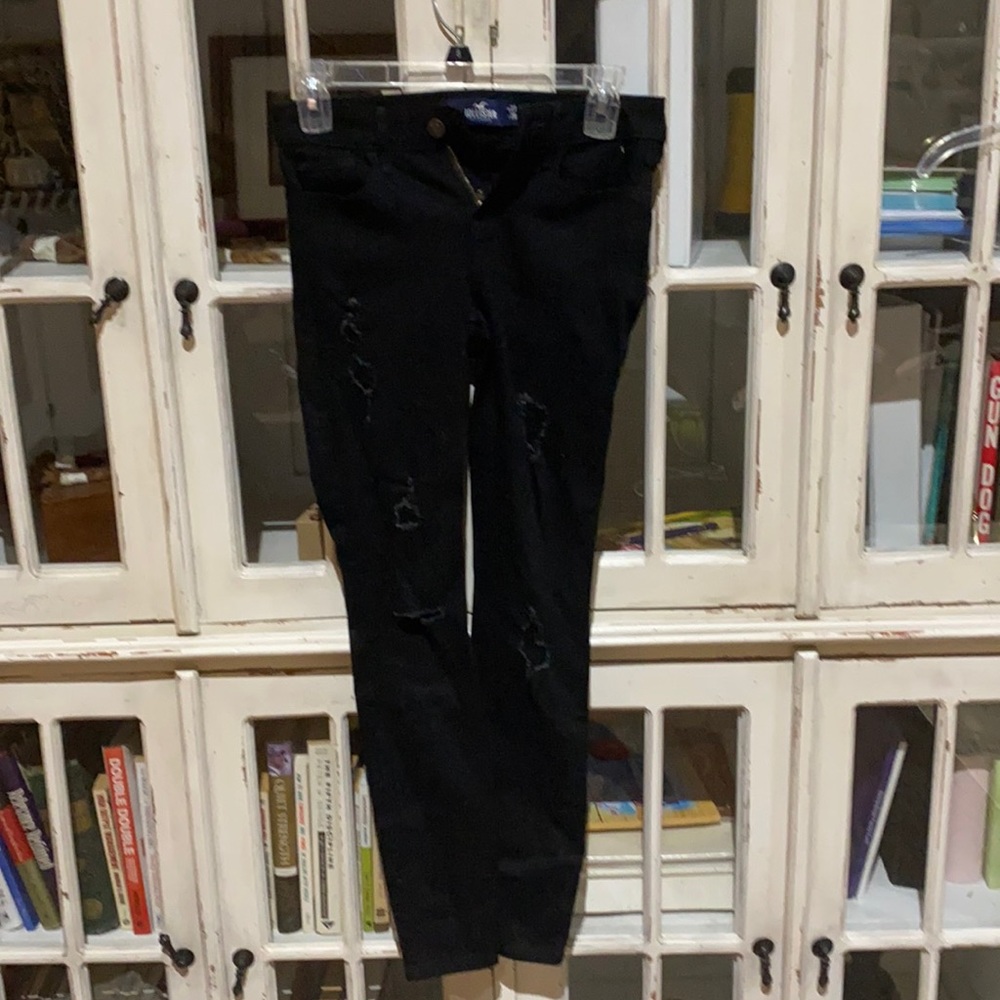 NWOT Black Hollister Low Rise Super Skinny